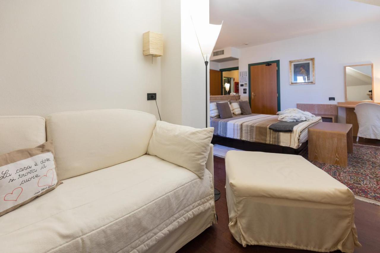 Hotel Logonovo Llido Degli Estensi Extérieur photo